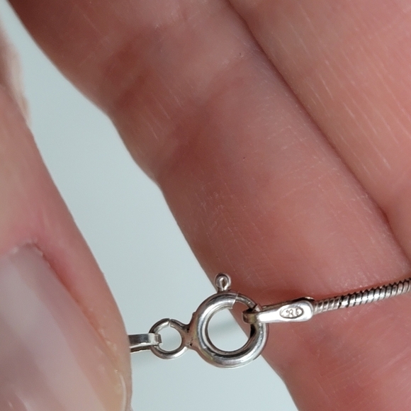 Sterling silver snake chain necklace with prism cube charm - Picture 5 of 12